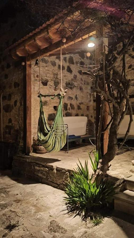 Blue Cottage Apsiou Bagian luar foto