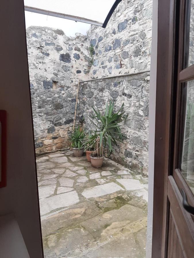 Blue Cottage Apsiou Bagian luar foto