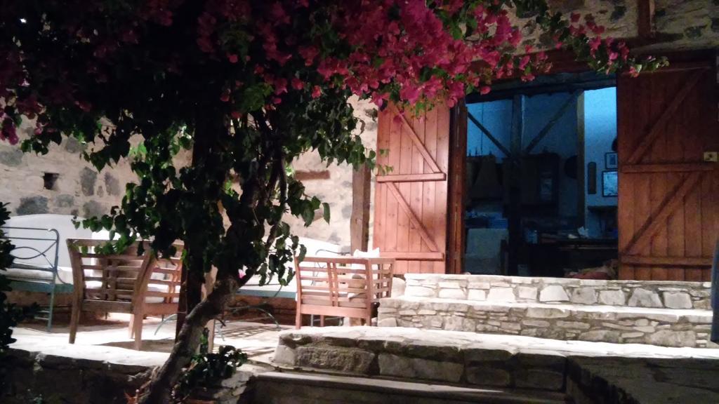 Blue Cottage Apsiou Bagian luar foto