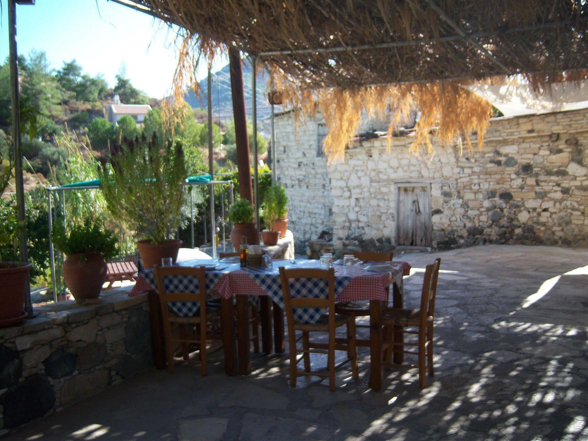 Blue Cottage Apsiou Bagian luar foto